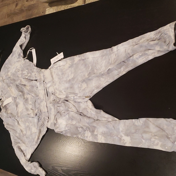 NWT! Young Fabulous and Broke Top and Jogger! XS TOP S jogger